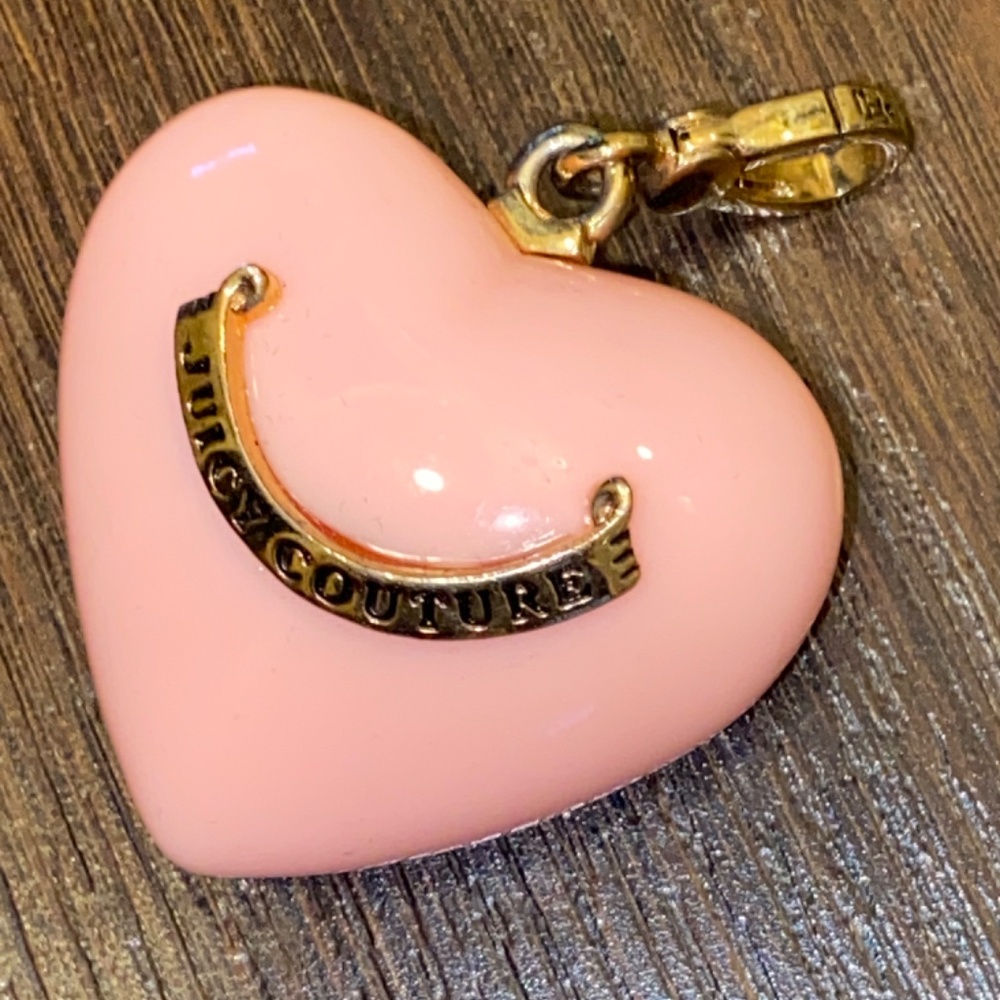 Y2K JUICY COUTURE VINTAGE DYLAN’S CANDY BAR PINK LUCITE HEART CHARM HUGE NEW